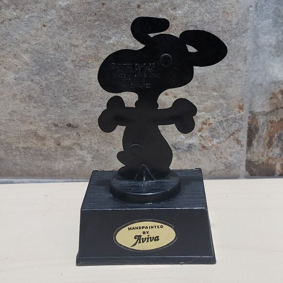 Peanuts Gang Aviva Snoopy Trophy Happiness Is Love - Picture 4 of 8